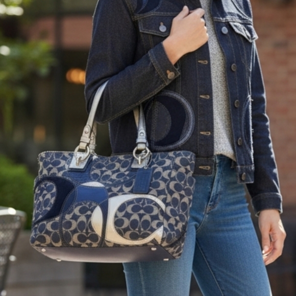 Coach INDIGO Denim Tote w/Signature "C" - Picture 2 of 12